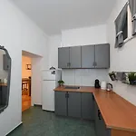 Zara Apartment Апартаменти Задар
