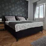 Zara Apartment