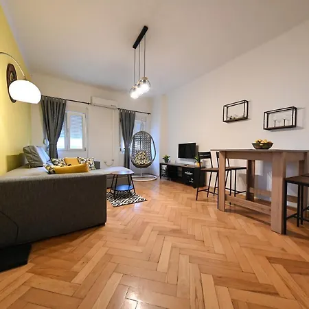 Zara Apartment *