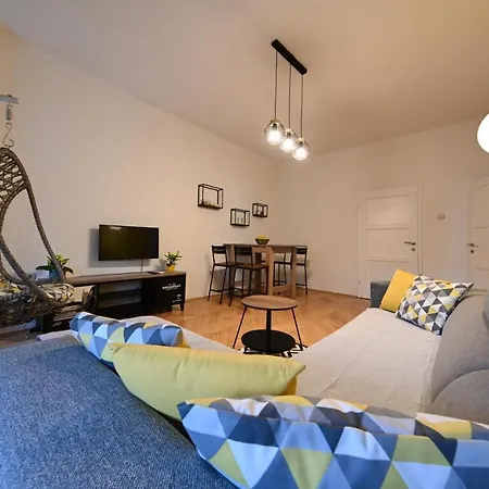 Apartman Zara Apartment *