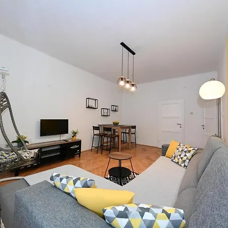 Apartman Zara Apartment *