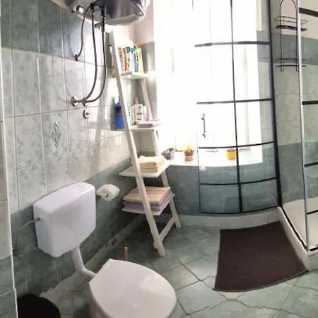 Zara Apartment Apartman *