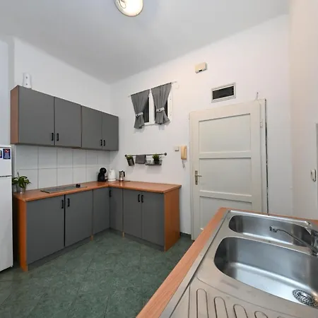 Zara Apartment 公寓 扎达尔