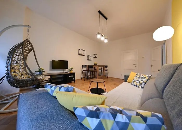 Apartamento Zara Apartment *